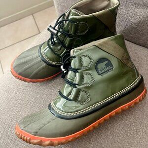 SOREL Waterproof Rubber Boots, Size 7.5, excellent